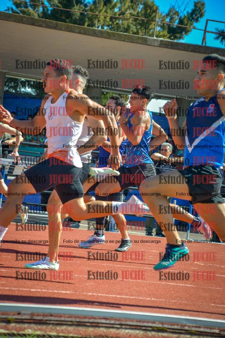 Fotos de los 100 m llanos de varones