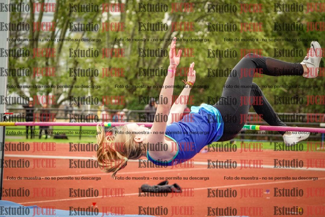 Fotos del salto en alto de mujeres y varones - todos los grupos