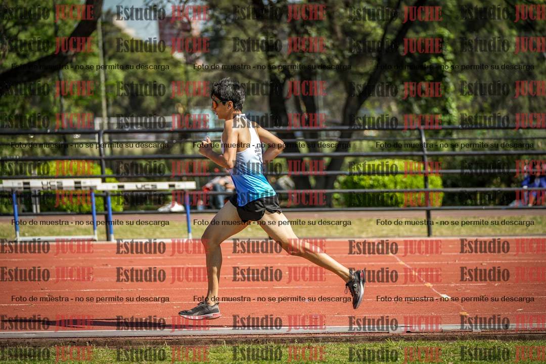 Fotos de los 2400 m de varones