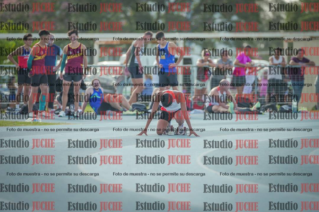 Fotos de los 400 m llanos de varones