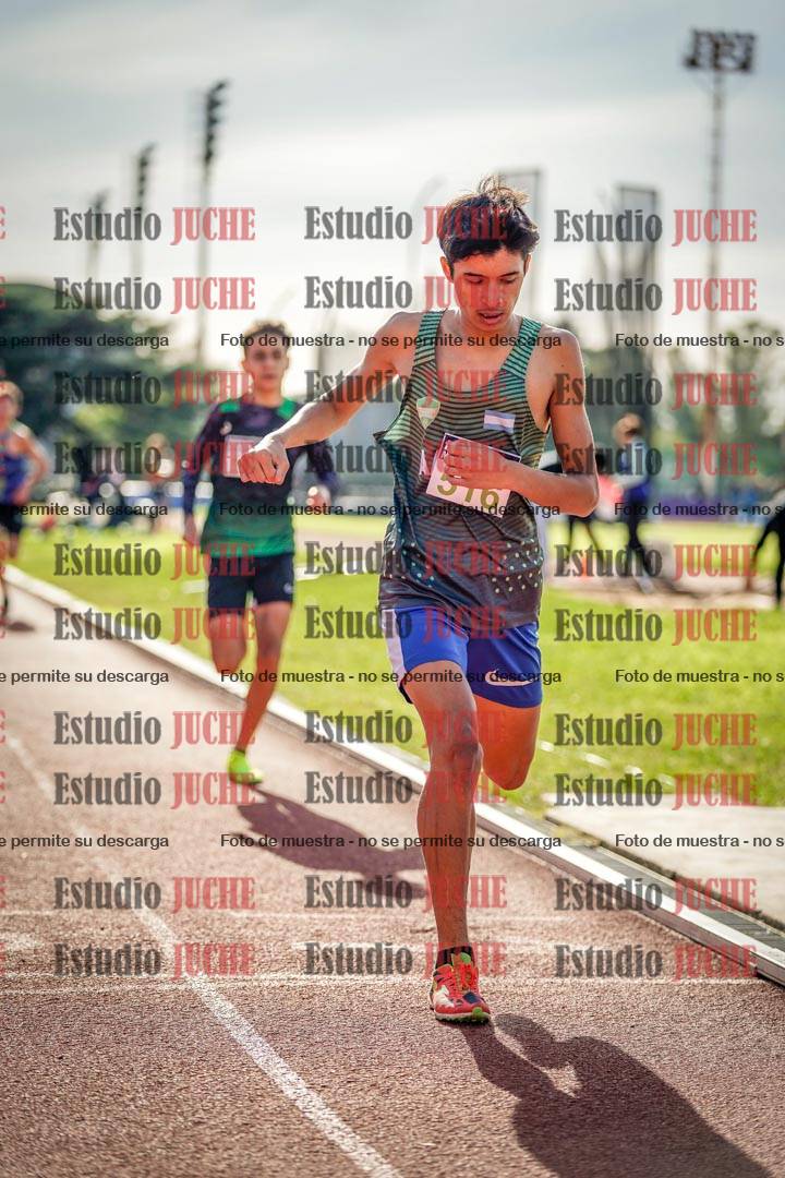 Fotos de los 600 m llanos de varones