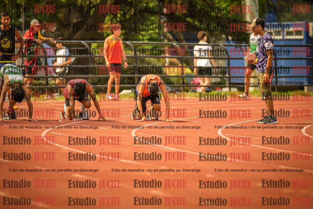 Fotos de los 100 m llanos de varones