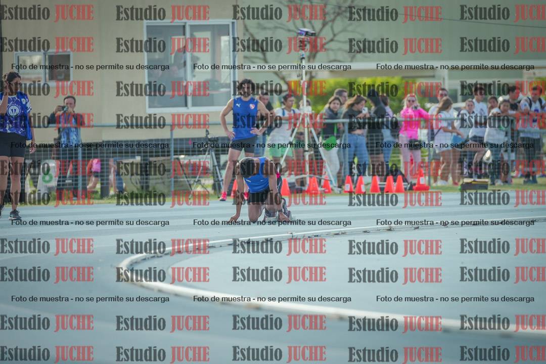 Fotos de los 400 m llanos de varones