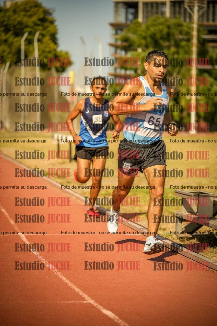 Fotos de los 3000 m llanos de varones