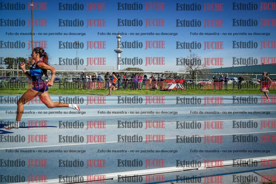 Fotos de los 100 m llanos de mujeres - U17