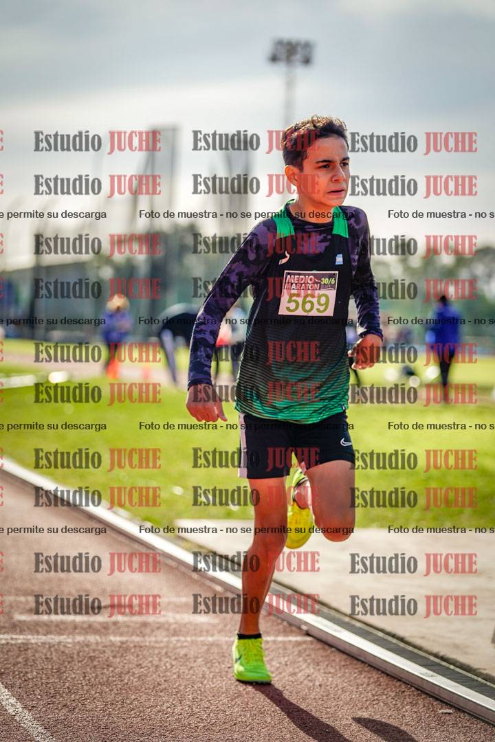 Fotos de los 600 m llanos de varones