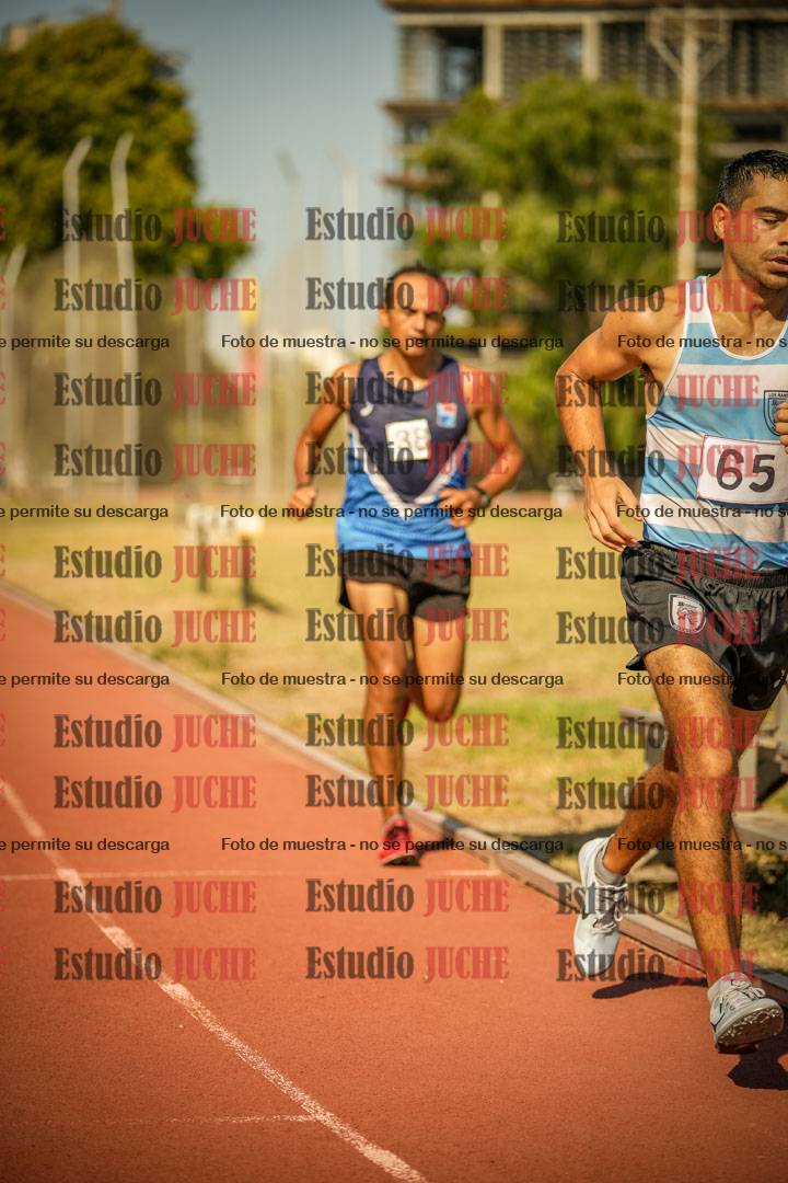 Fotos de los 3000 m llanos de varones