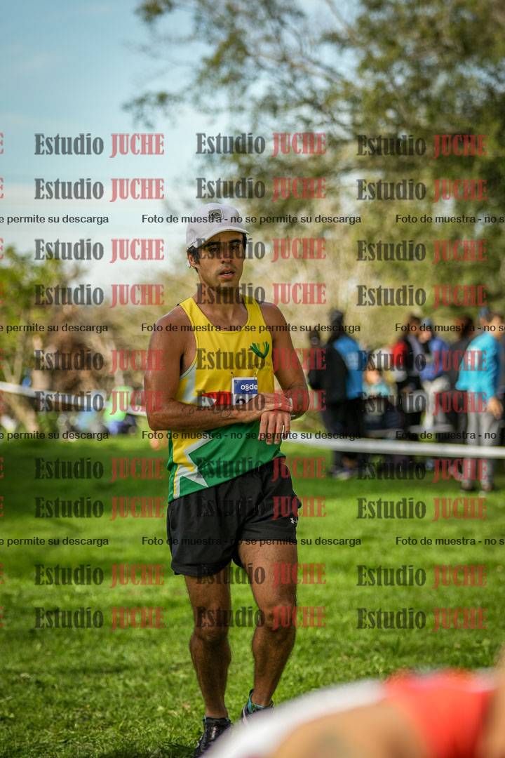 Fotos de la llegada del cross de 4000 m - varones