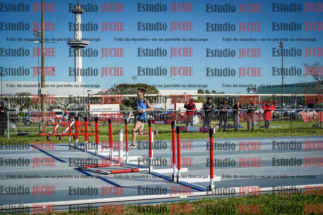 Fotos de los 400 m con vallas de varones