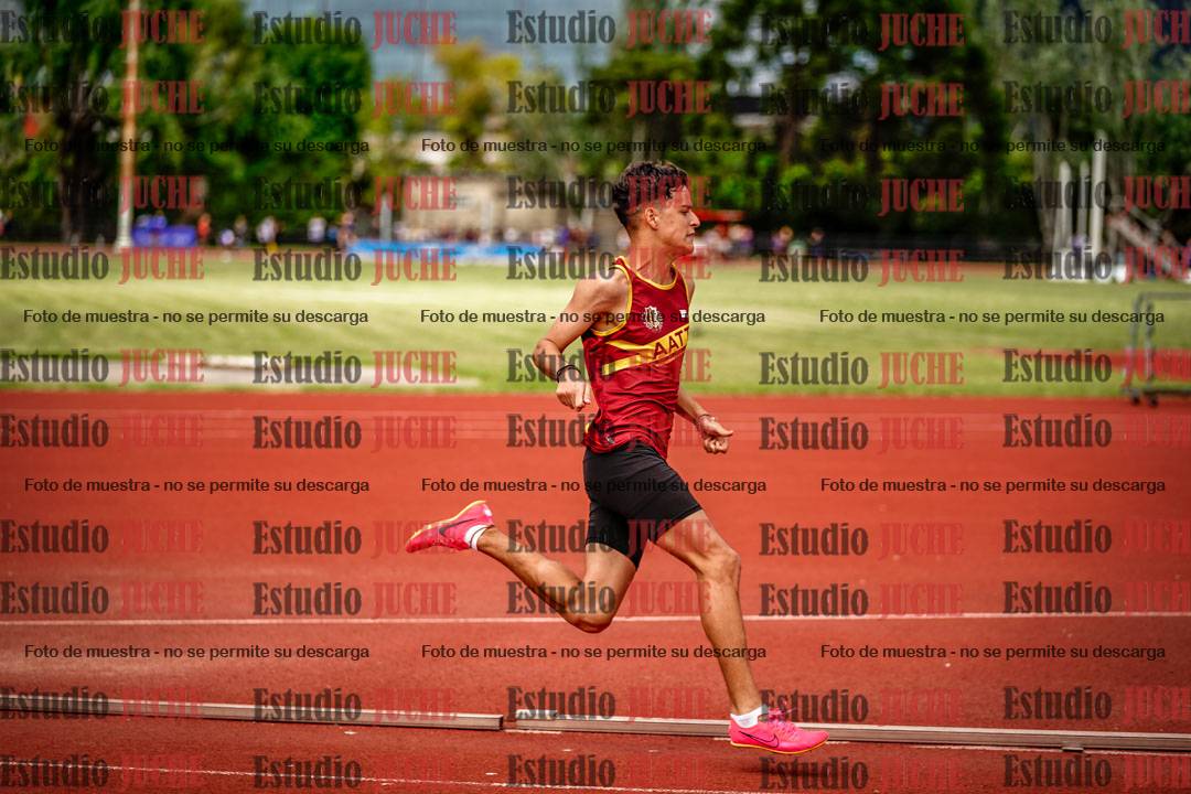 Fotos de los 200 m llanos de varones