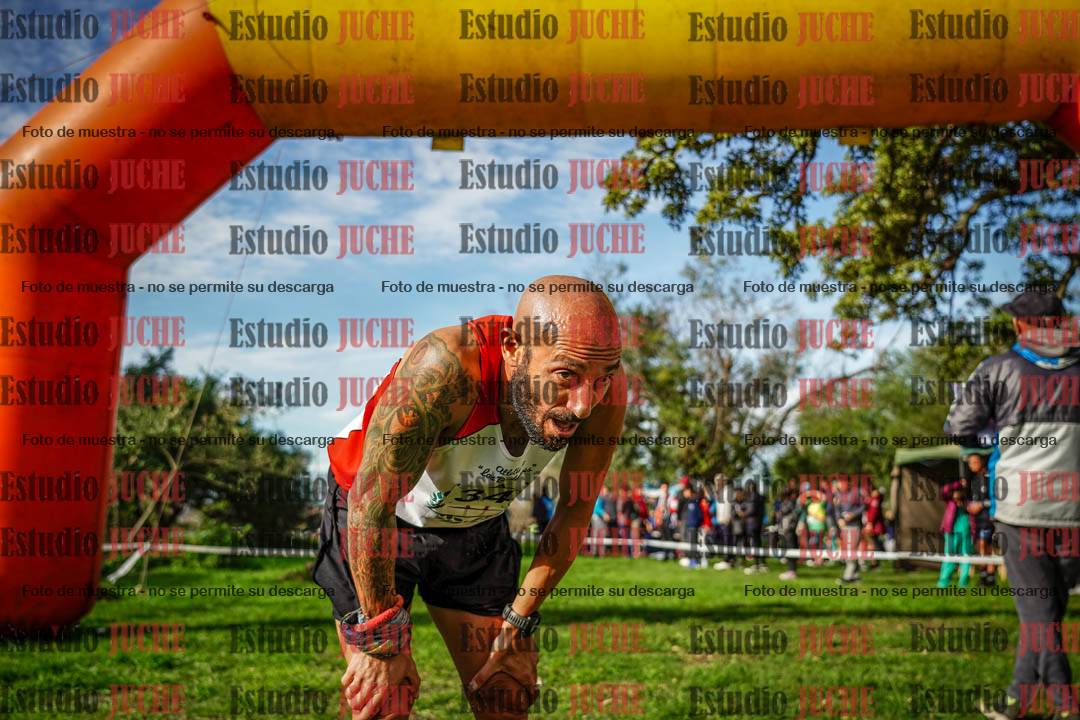 Fotos de la llegada del cross de 4000 m - varones