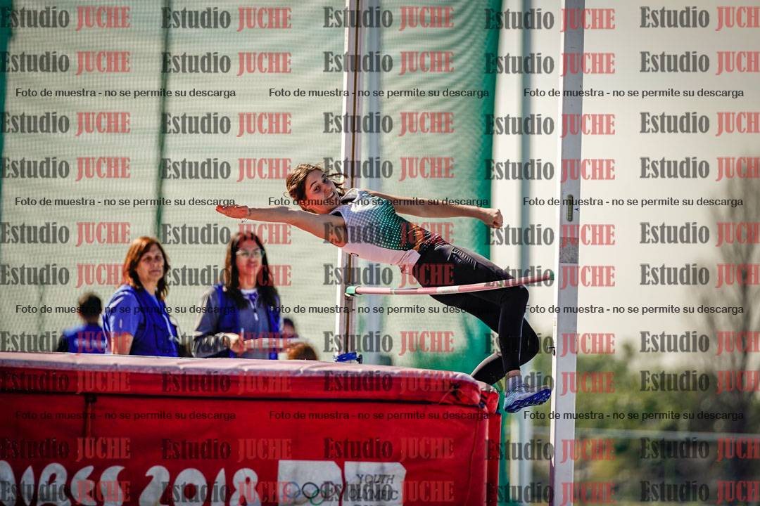 Fotos del salto en alto de mujeres - heptatlón 2