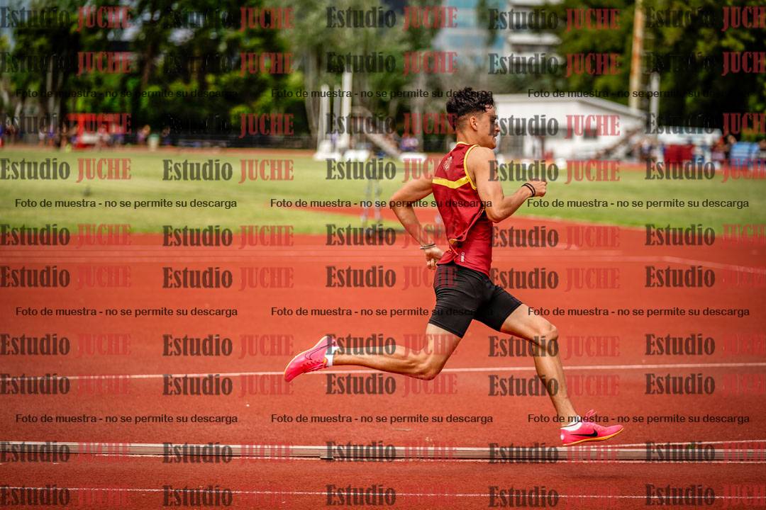 Fotos de los 200 m llanos de varones