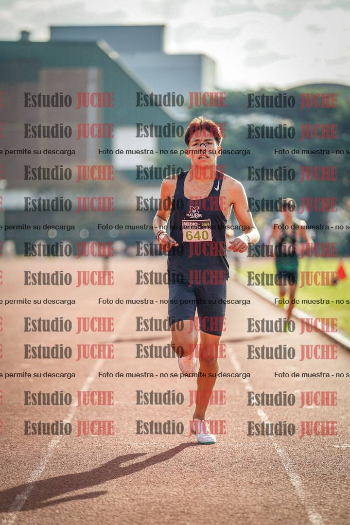Fotos de los 2000 m con obstáculos de varones