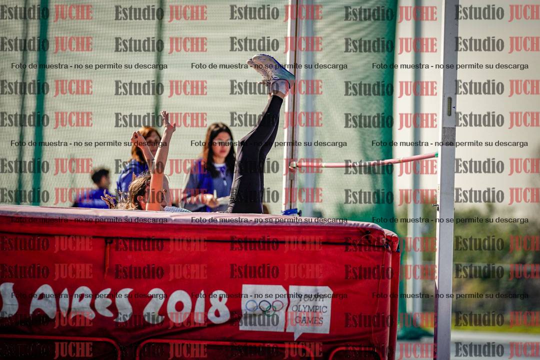 Fotos del salto en alto de mujeres - heptatlón 2