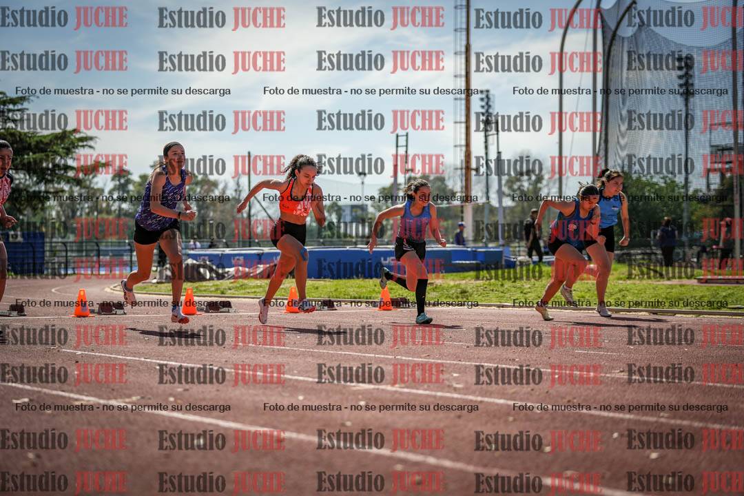 Fotos de los 80 m llanos de mujeres