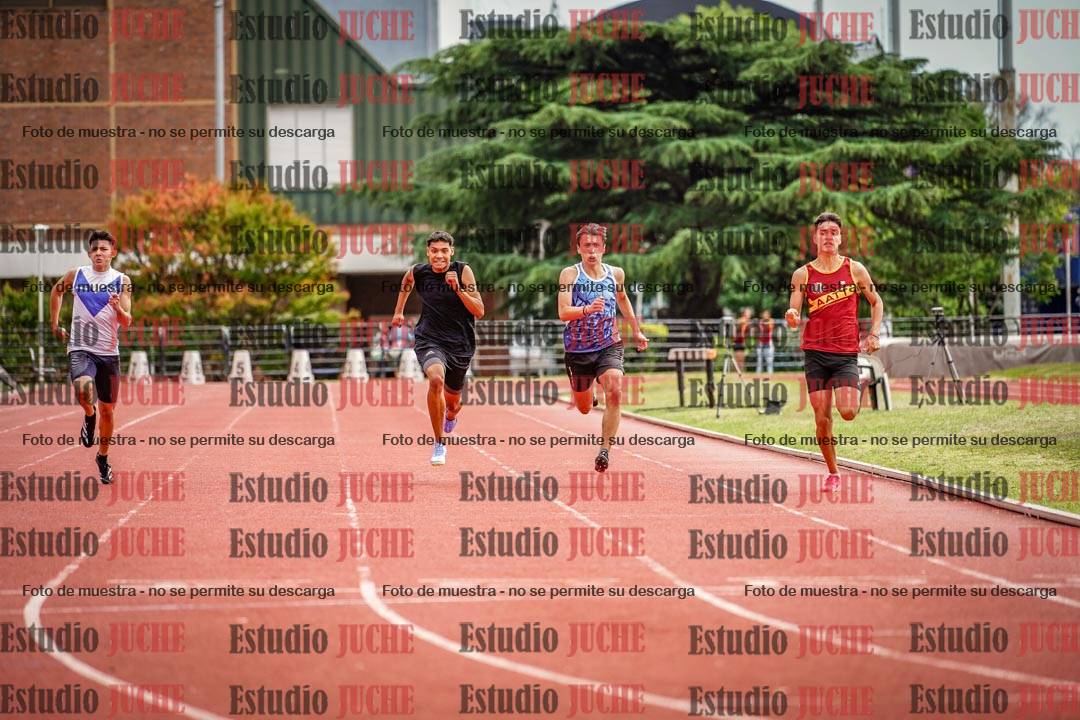 Fotos de los 200 m llanos de varones