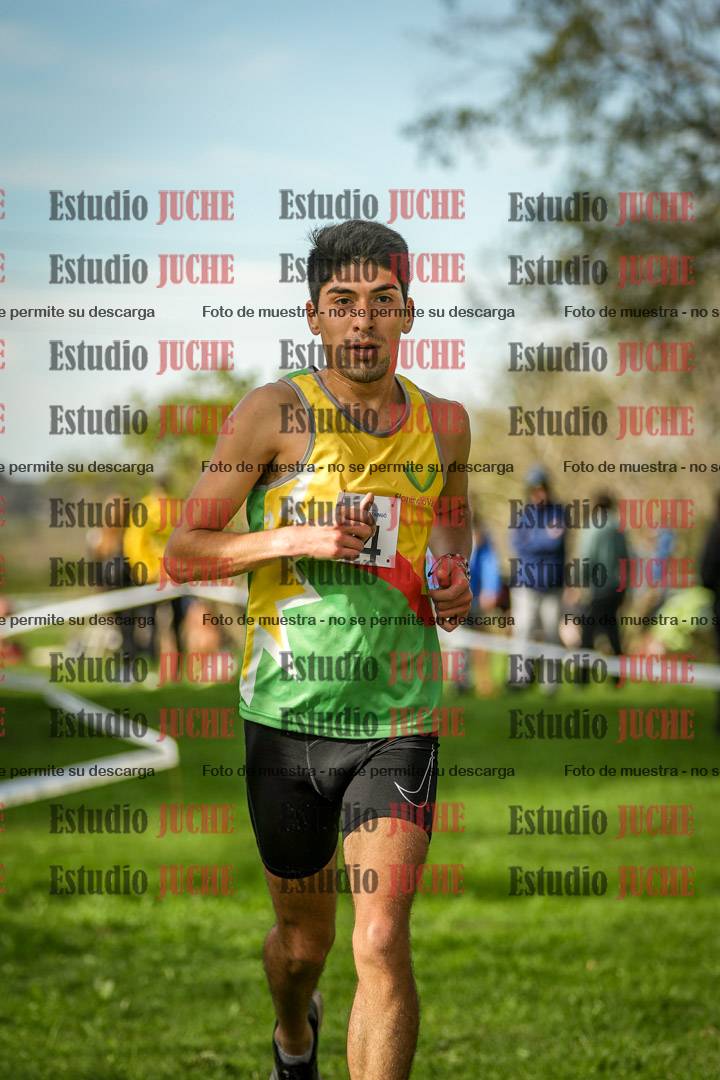 Fotos de la llegada del cross de 4000 m - varones
