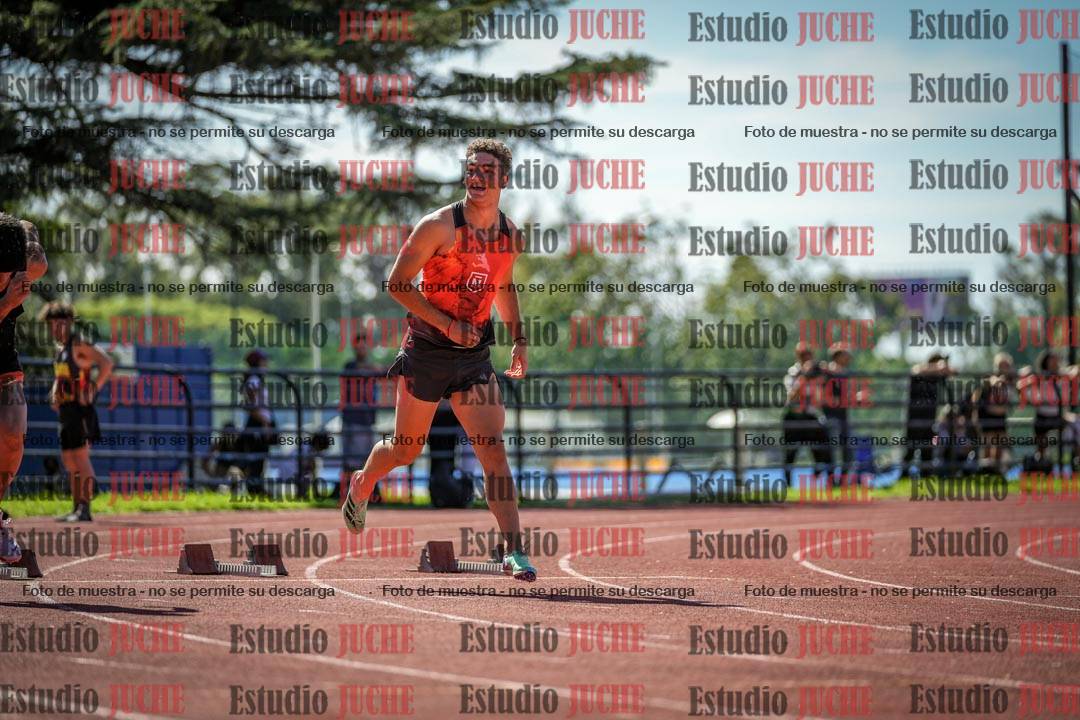 Fotos de los 100 m llanos de varones