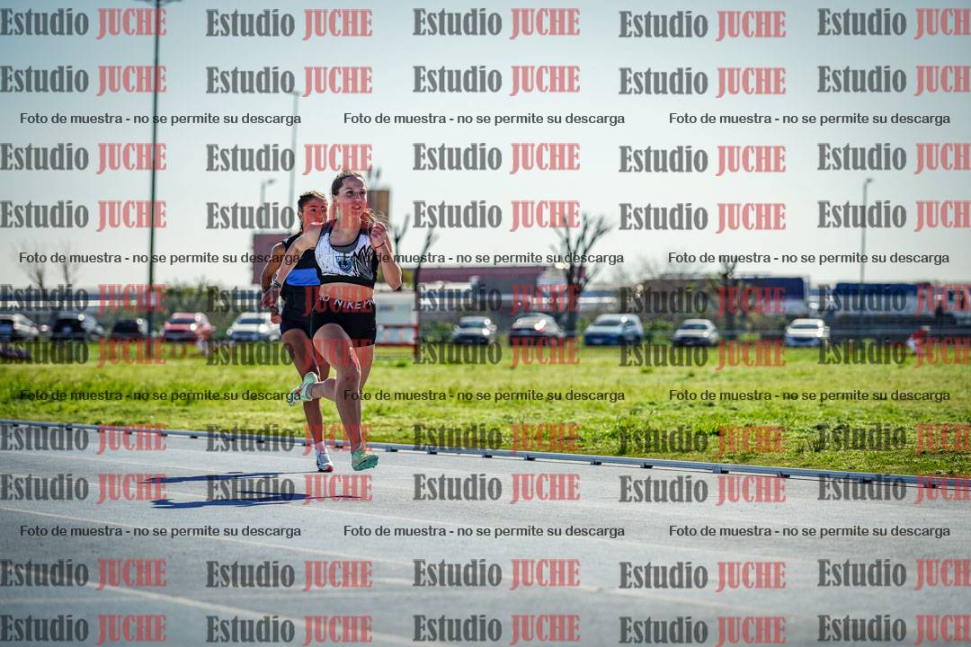 Fotos de los 100 m llanos de mujeres - U17