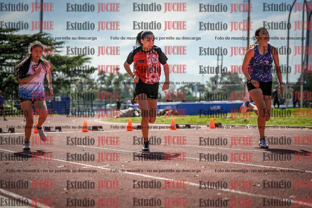 Fotos de los 80 m llanos de mujeres