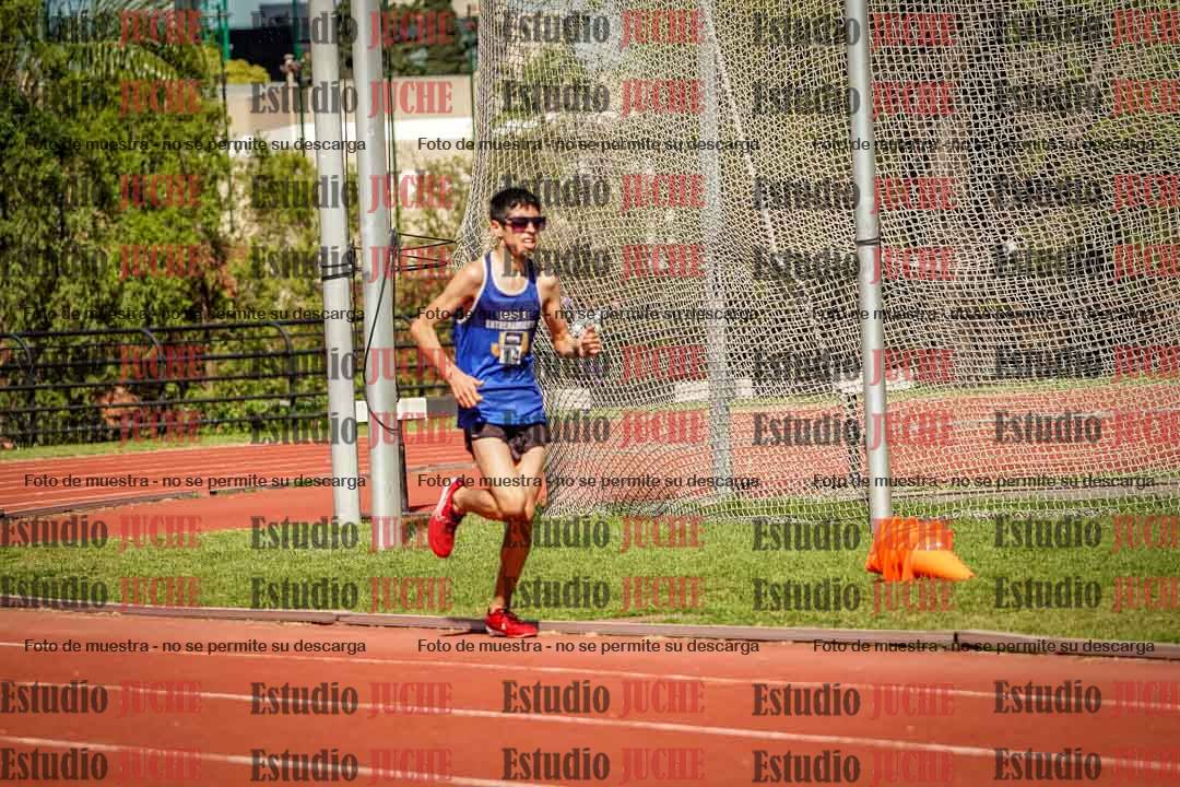 Fotos de los 2400 m de varones