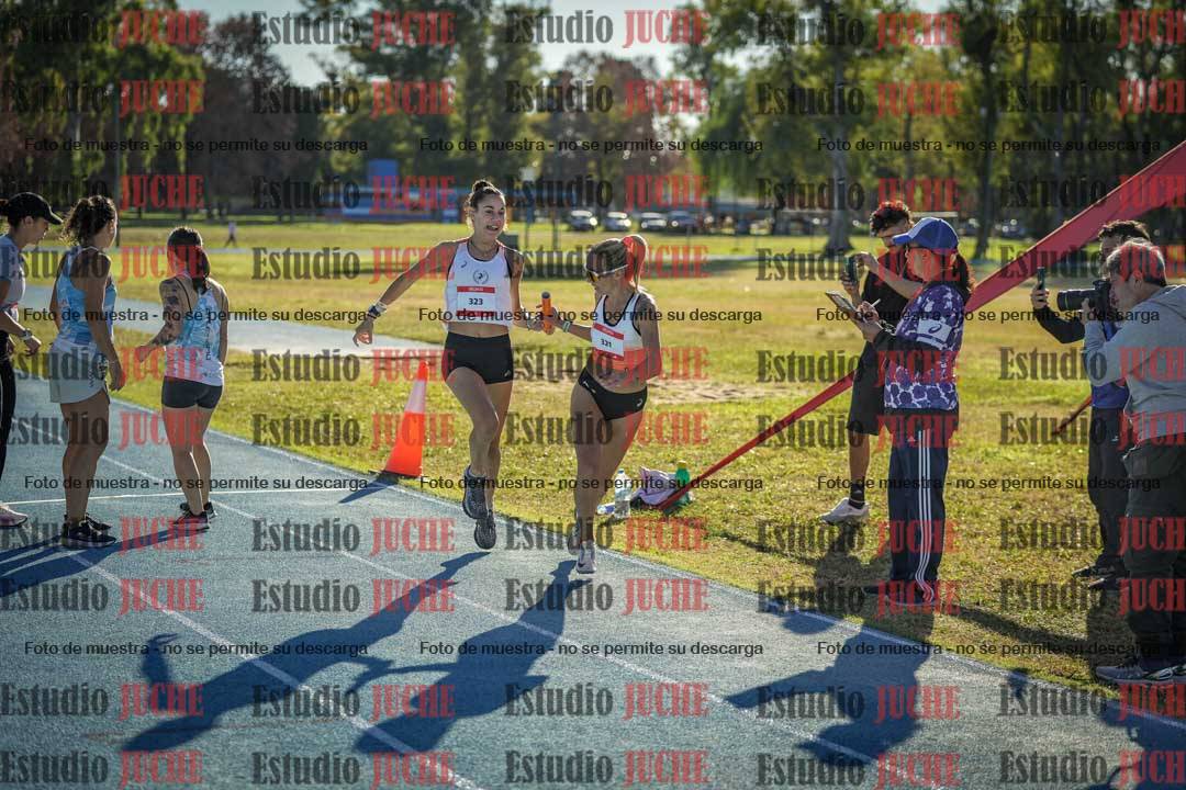 Fotos durante los relevos