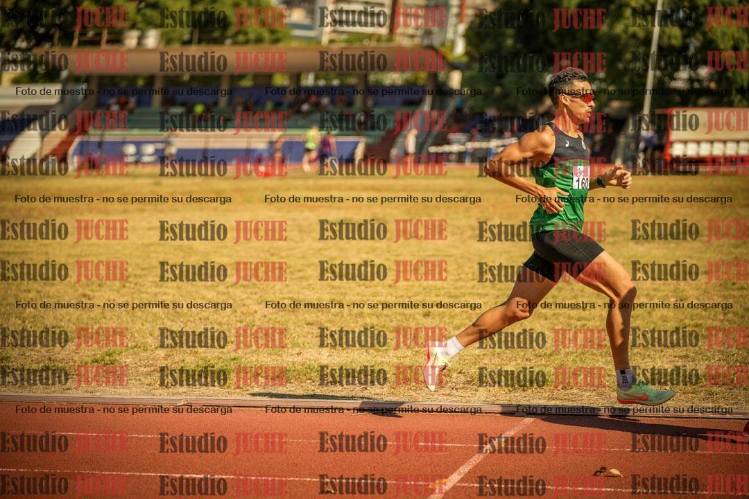 Fotos de los 3000 m llanos de varones