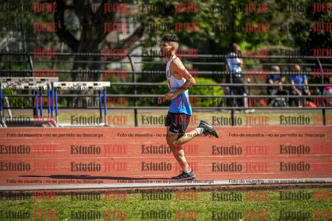 Fotos de los 2400 m de varones