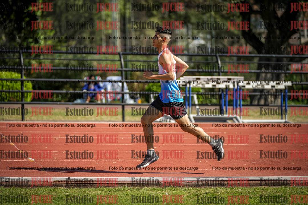 Fotos de los 2400 m de varones