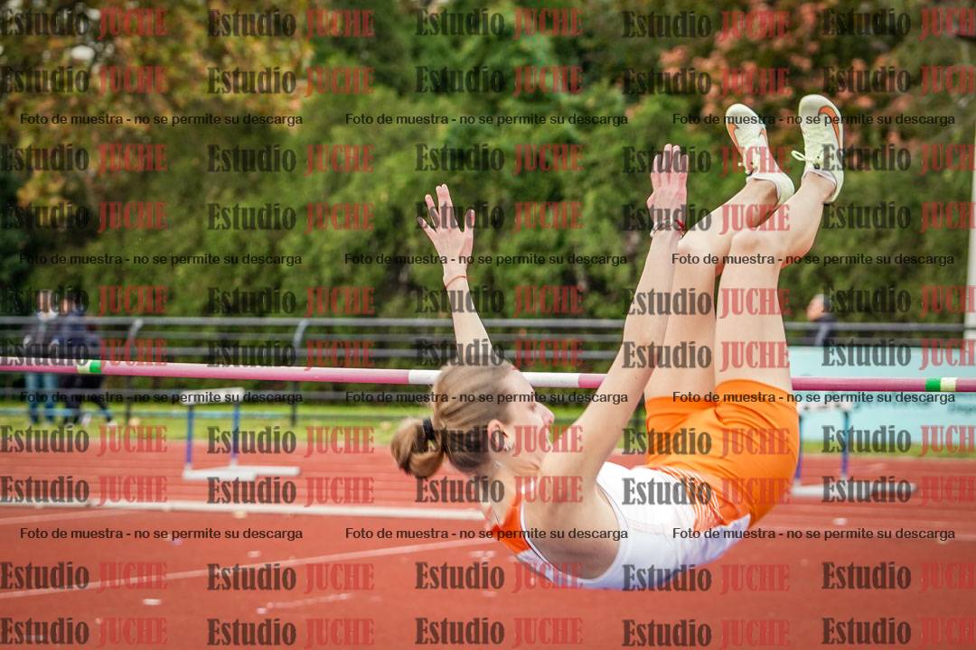 Fotos del salto en alto de mujeres