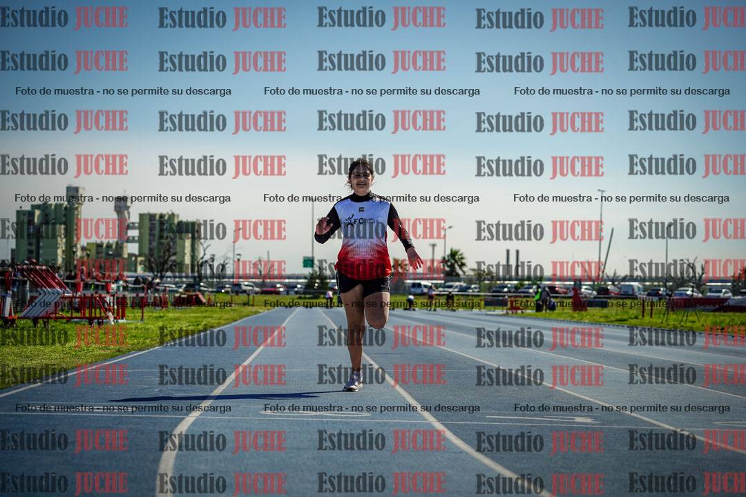 Fotos de los 100 m llanos de mujeres - U17