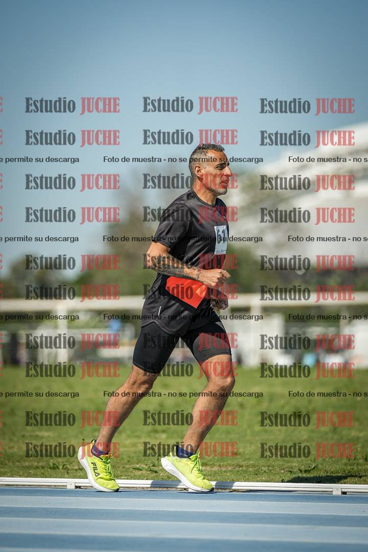 Fotos de los 5000 m de mujeres y varones - serie 2