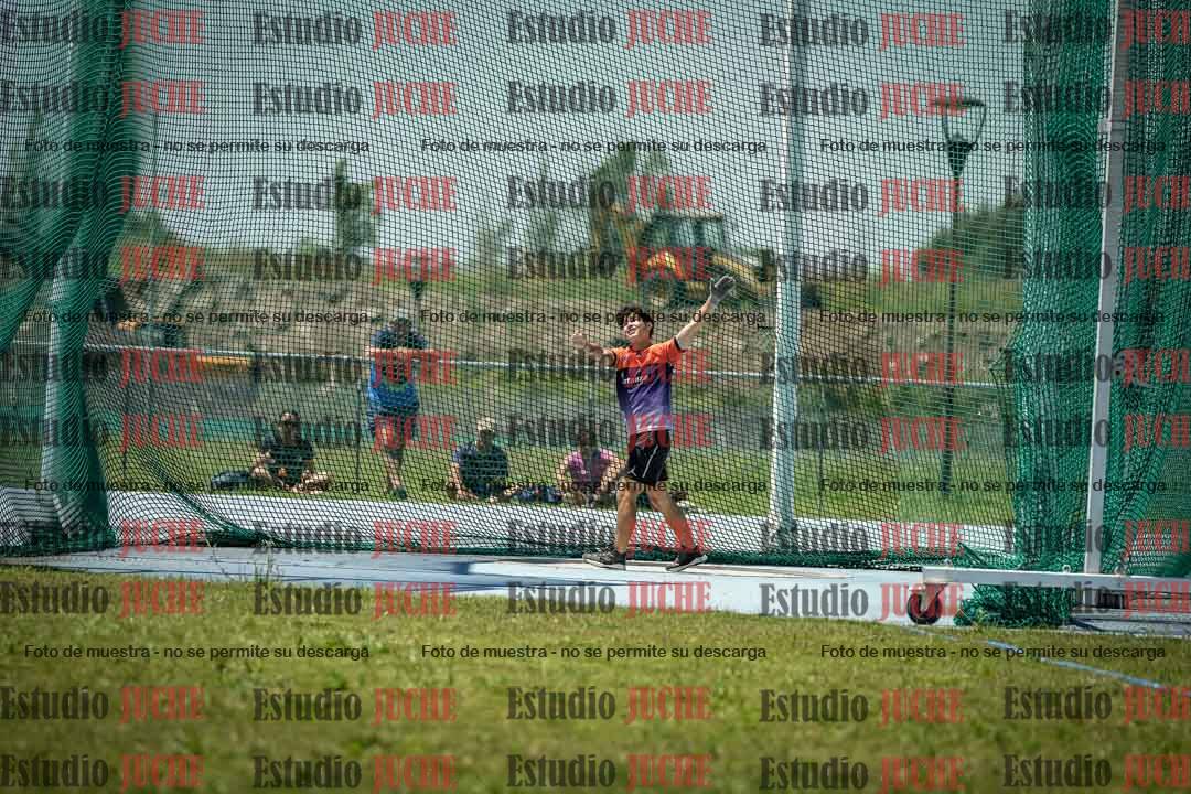 Fotos del lanzamiento del martillo de varones