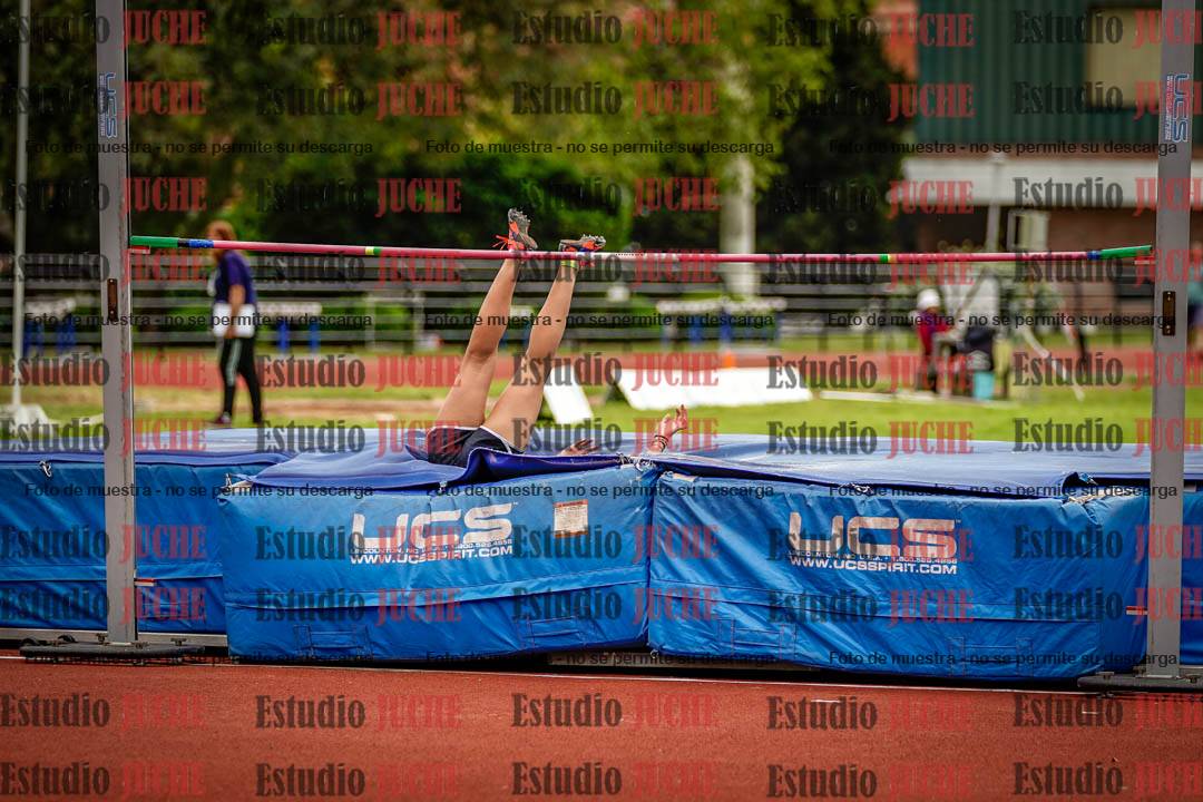 Fotos del salto en alto de mujeres