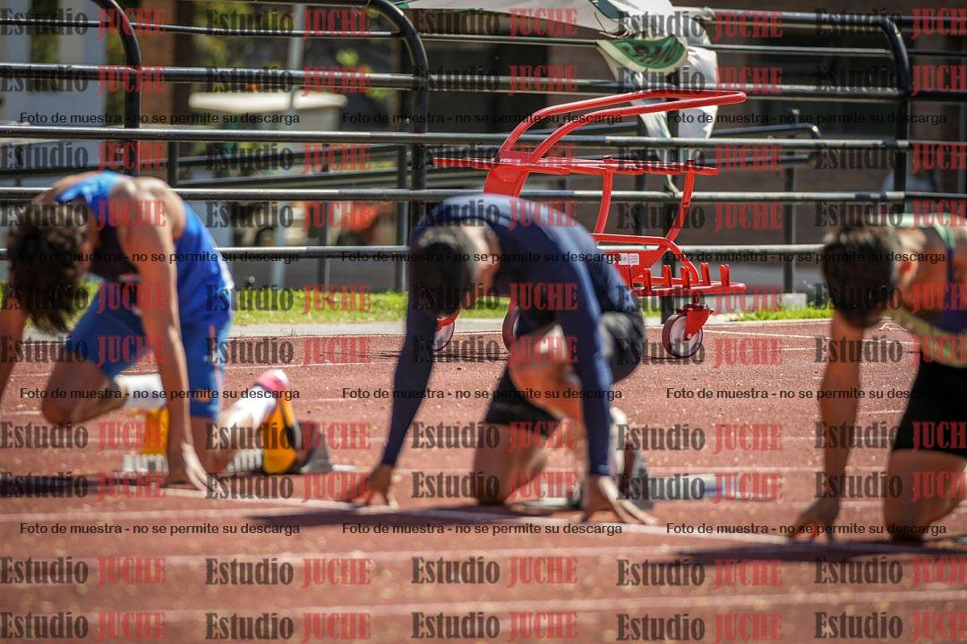 Fotos de los 100 m llanos de varones