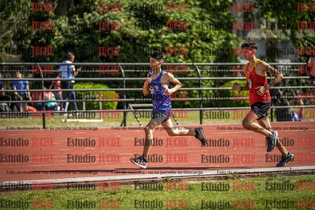 Fotos de los 2400 m de varones
