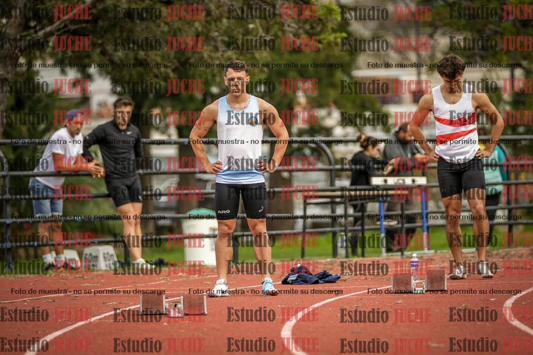 Fotos de los 200 m llanos de varones