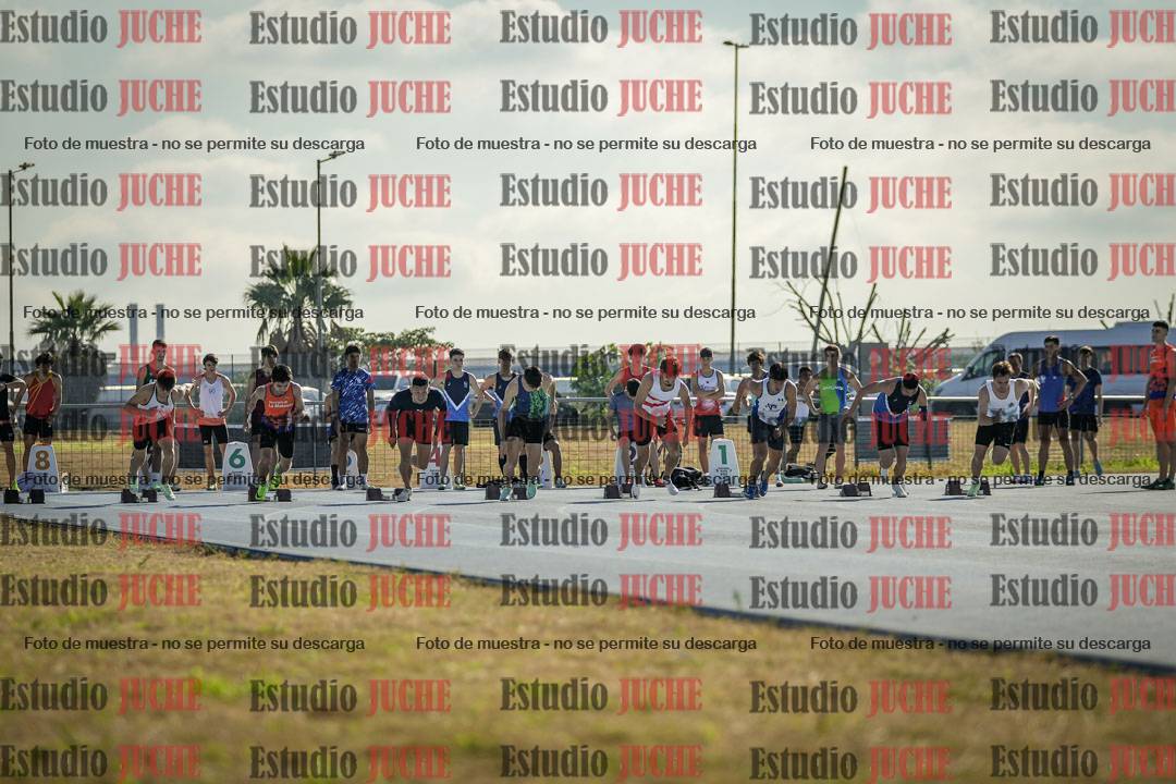 Fotos de los 100 m llanos de varones