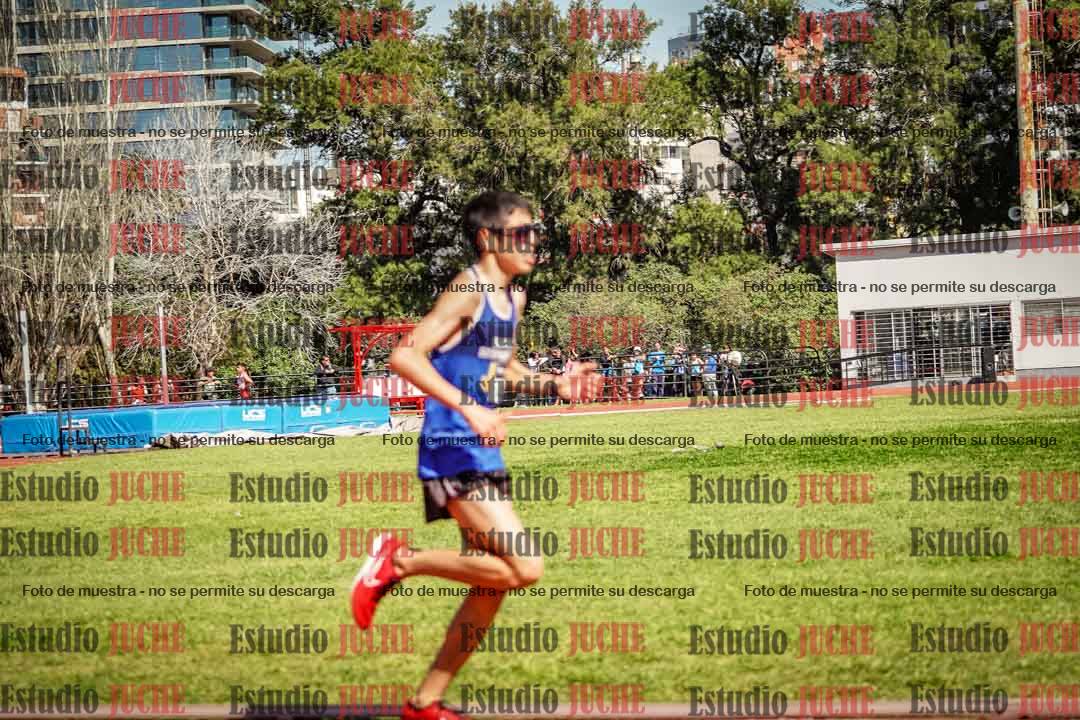 Fotos de los 2400 m de varones