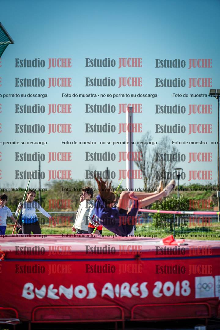 Fotos del salto en alto de mujeres - todas las categorías (incluye combinadas)