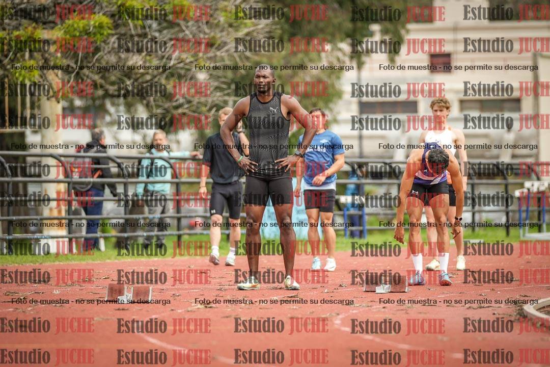 Fotos de los 200 m llanos de varones