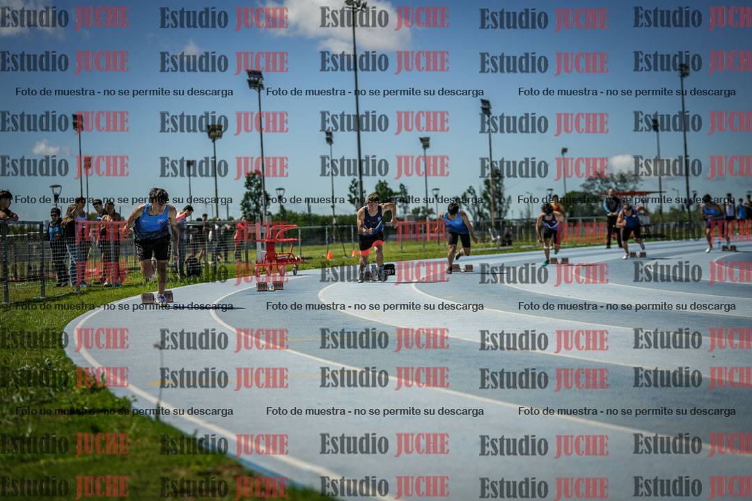 Fotos de los 200 m llanos de varones