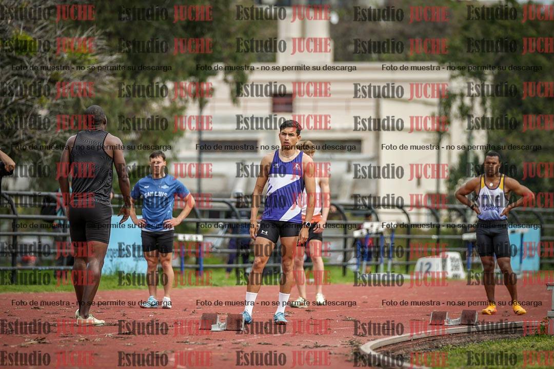Fotos de los 200 m llanos de varones