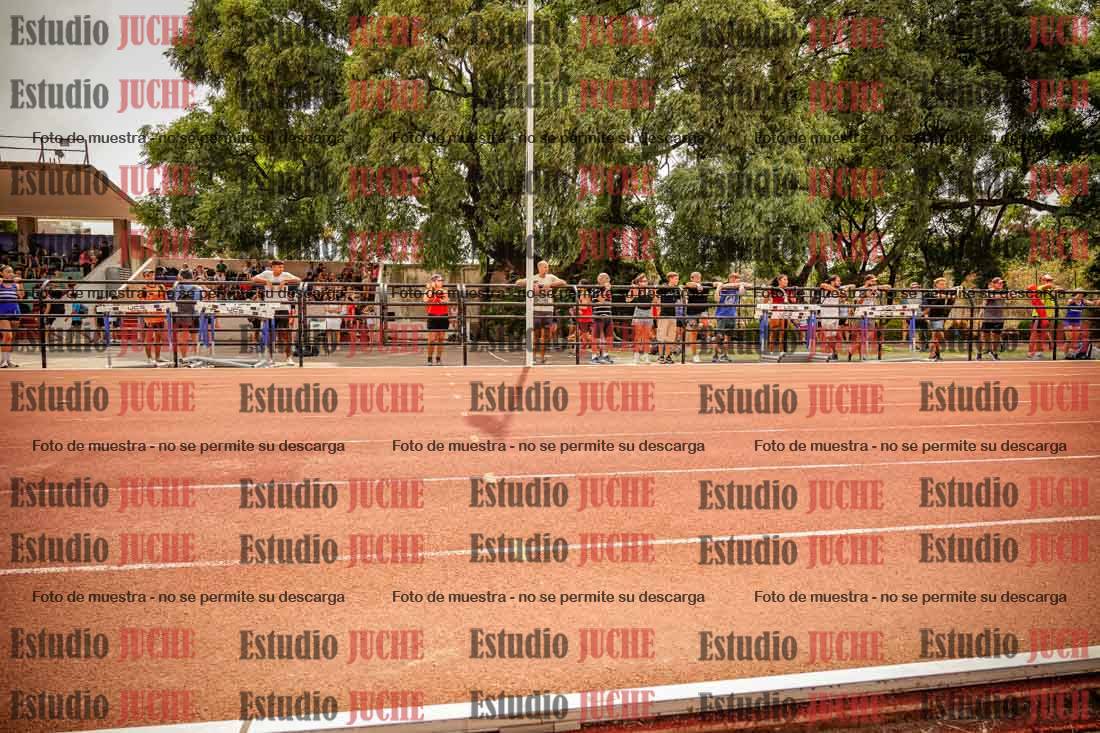Fotos de los 100 m llanos de varones