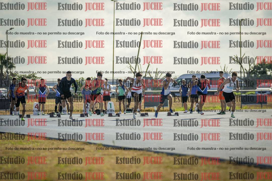Fotos de los 100 m llanos de varones