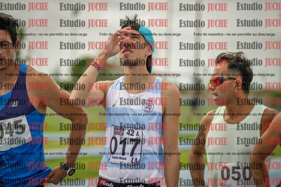 Fotos de los 1000 m llanos de varones