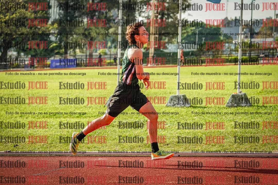 Fotos de los 2000 m con obstáculos de varones