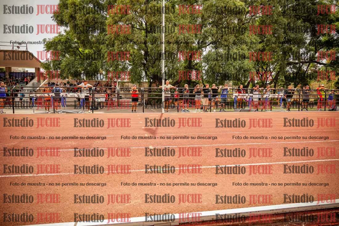 Fotos de los 100 m llanos de varones