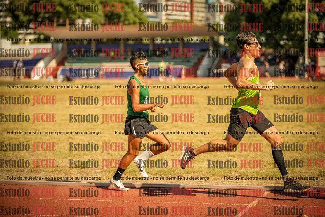 Fotos de los 3000 m llanos de varones